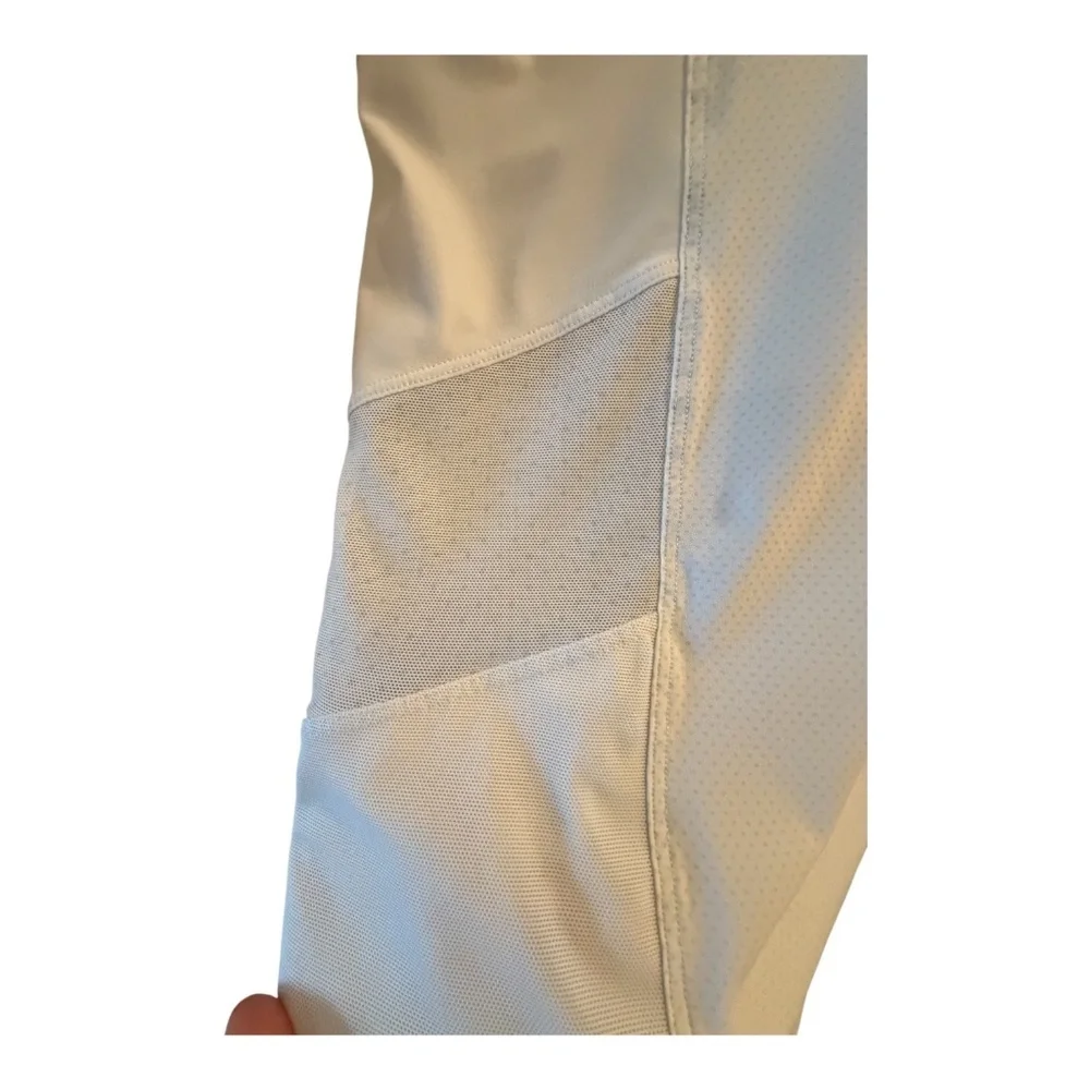 Lululemon Cross Court Play Short Sleeve, Size 8, Like New